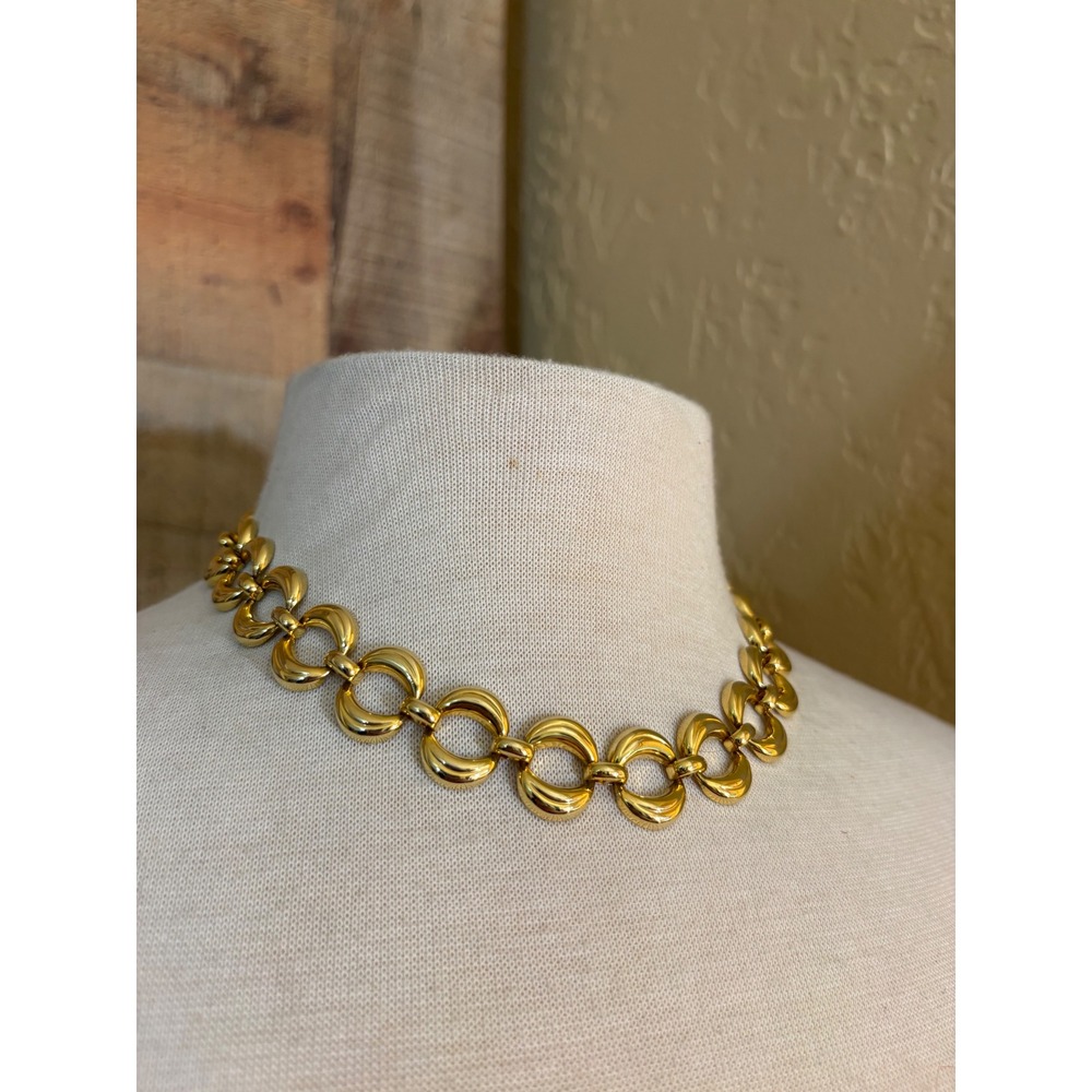 Vintage Style Gold Tone Interlocking Crescent Link Collar Necklace